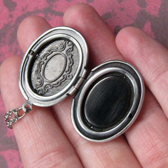 Tiger Eye Stone Photo Locket Necklace - Picture 5 of 5